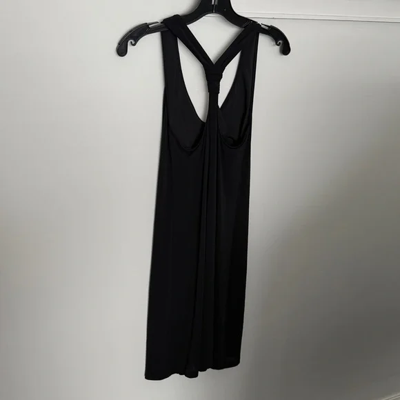 SHAN Elegant Black Garment - Picture 4 of 4